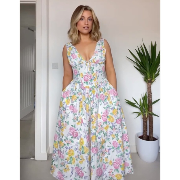 NEW House of CB Emmelina White Vintage Rose Print Dress XS - Picture 7 of 17